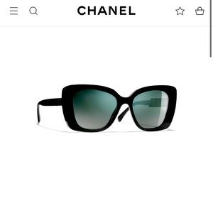 CHANEL square sunglasses NEW